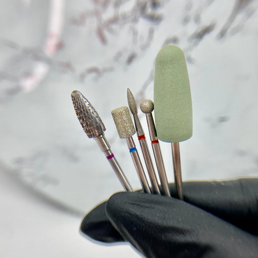 WhatsApp Image 2023-07-28 at 13.37.45 kit "Russian Manicure Bits" - Imagen 1