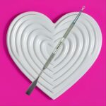 Empujador profesional de cutículas con anillo Mazur – Herramienta afilada de acero inoxidable